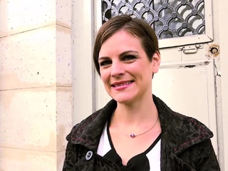 Divorced she wants to experience a double penetration