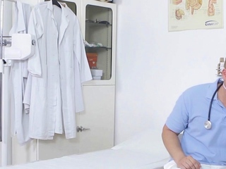 Enchanting chick is showing all her holes to her bad doctor