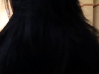 Fascinating honey gets her lovebox licked