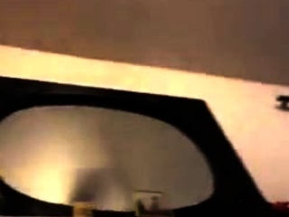 Hot pussy spreading close up for solo toying stunner