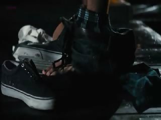 Katrina Bowden – Piranha 3D