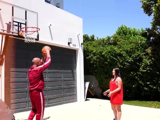 Stepdaughters secret crush on her stepdad