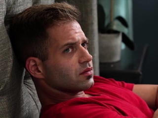 Stepmom Bianca holding a free use day