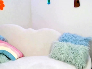 Wet tattooed raven babe Sahron with big boobs masturbates