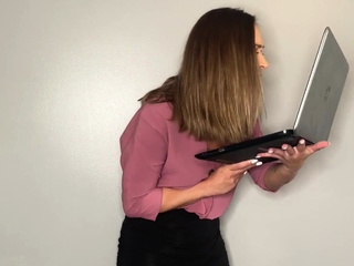 SPH solo domina talks dirty about size