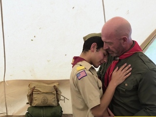 Twink arching his back like a total slut!