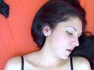 Brunette Solo Webcam Masturbation