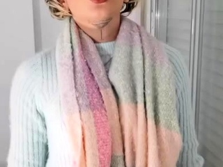 Chubby blonde brianna solo masturbation