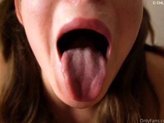 ShesNew Amateur brunette girlfriend POV blowjob handjob